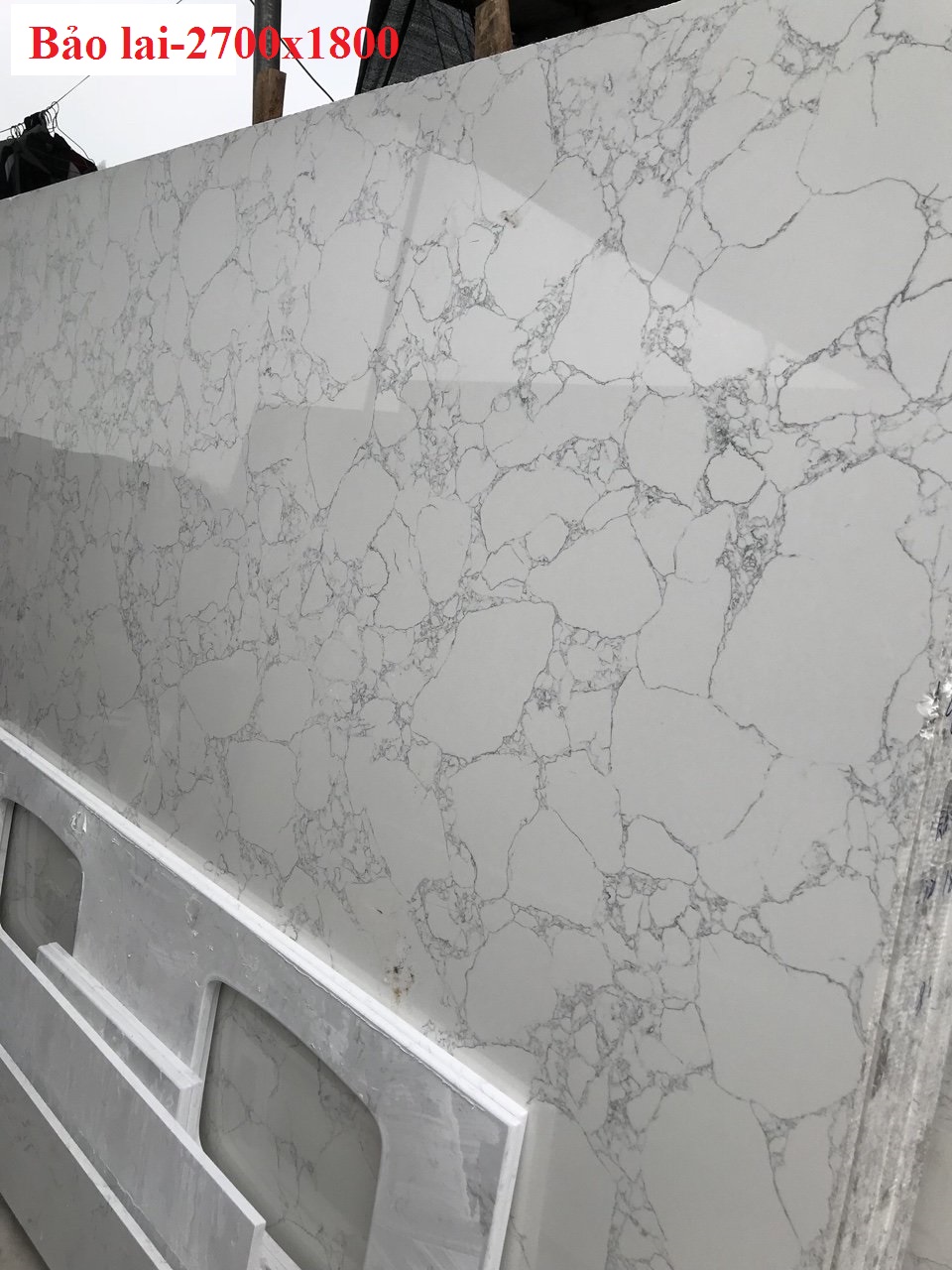 Đá nhân tạo calata bảo lai