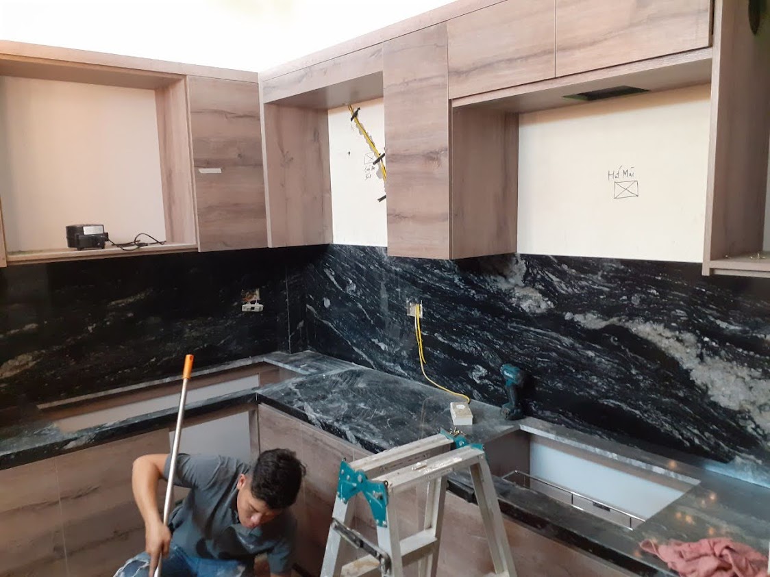 đá ốp mặt bàn bếp