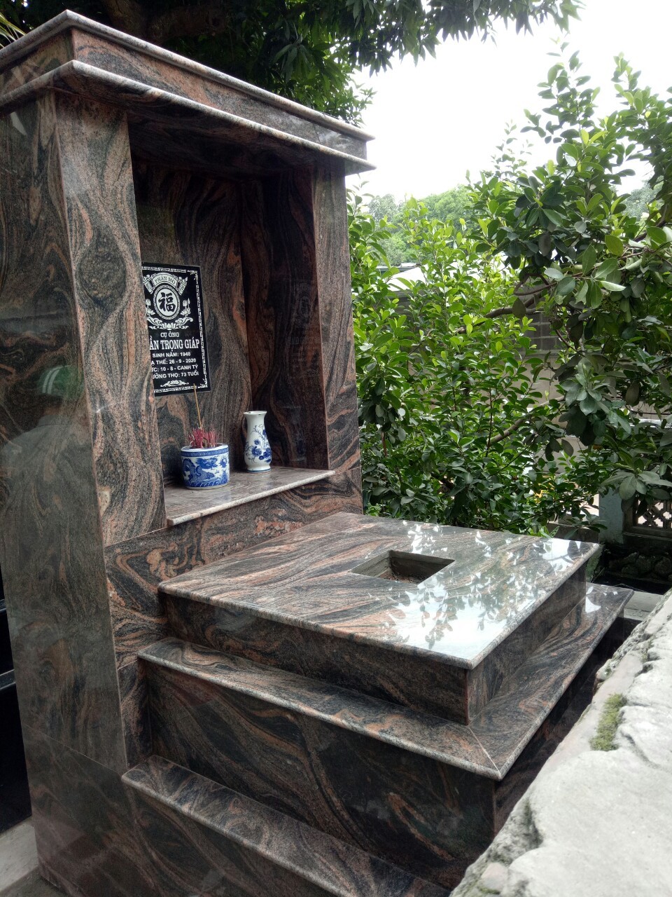 Đá granite himalia